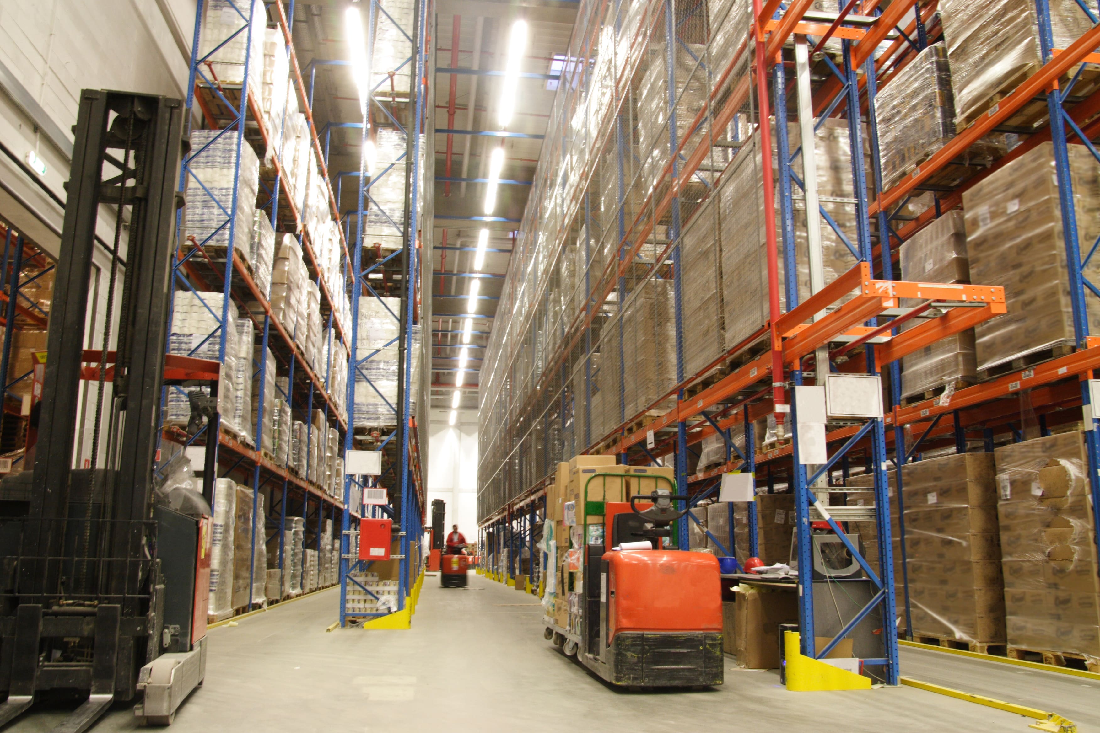 The Benefits of Regular Warehouse Cleaning